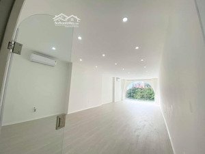 cho thuê sàn văn phòng mặt phố lạc trung, dt 90m2, sàn đẹp, thông sàn, thang máy, hầm, giá cực tốt!