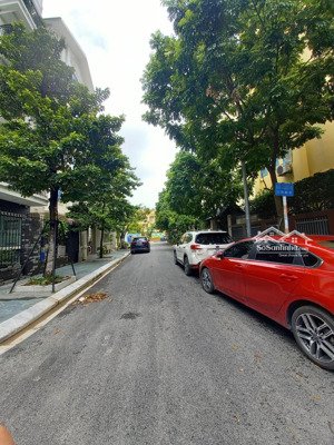 chính chủ bán nhà nguyễn thị định, đỗ quang, trần duy hưng.