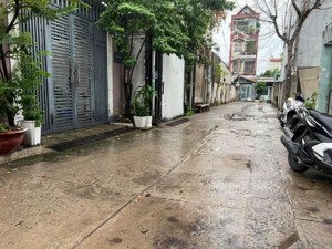 bán lô đất 4.9x18m, nở hậu, khu phân lô đường 6m, sát trường chinh, q12. 4ty7