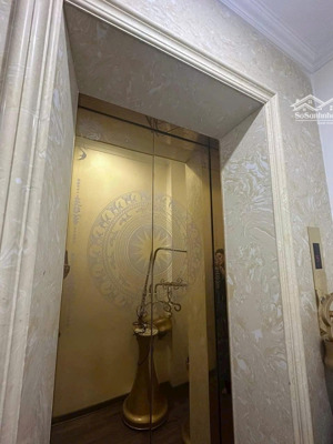 chủ nhà cho thuê nhà lô góc, đẹp, mới, thang máy, 159m2_ 4.5t; nhà hàng, kd, vp, phố thái hà-53 tr