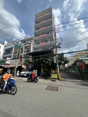 bán gấp toà nhà chdv mt 186 bùi đình túy - 200m2 - 8 tầng - giảm sốc còn 62 tỷ 