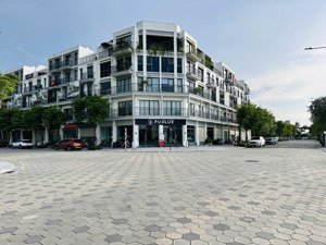 nhà riêng trung tâm the manor central park, dt 100m, free dịch vụ, miễn phí để xe. giá chỉ 40tr/th