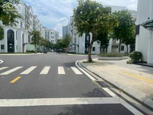 BÁN CĂN NHÀ PHỐ 132M2 FULL ĐẤT, HOÀN THIỆN 5 TẦNG KHU VỰC ĐÔNG ĐÚC GIÁ TỐT NHẤT KHU NHÀ PHỐ