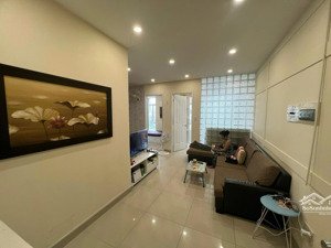 bán gấp căn góc sky garden 3. dt 72m2 thiết kế 3 phòng - 2wc - cửa nam view bắc - giá tốt 5.5 tỷ