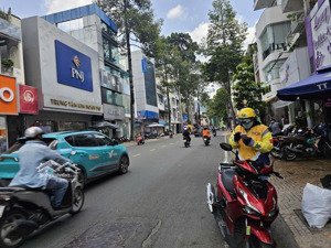 bán nhà đường nguyễn trãi q5, chỉ 10 mét ra hẽm ôtô, 70 m ra đường nguyễn trãi