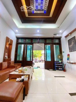 nhà 4 tầng_5 x 14m_nguyễn hữu tiến_tân phú_đường xe tải_10.8 tỷ