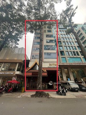 độc quyền - tòa ks mt bùi thị xuân, quận 1 - dt: 9x20m - hầm 10 tầng - hđt: 600 triệu - giá: 200 tỷ