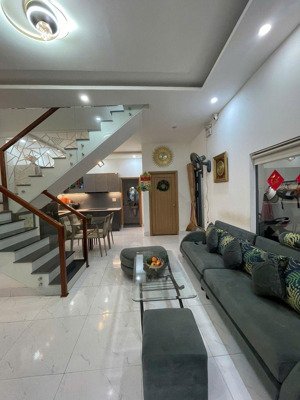 nhà 2 tầng kiệt 3m vào ở ngay cách mặt tiền điện biên phủ vài bước chân