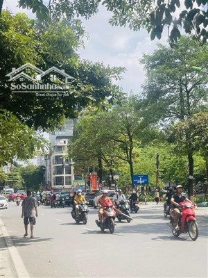 gấp bán nhà mặt phố cực chất giá giành giật chỉ 33.5 tỷ 50m 3 tầng mặt tiền lý tưởng 4m cực hot