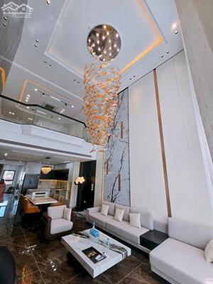 Bán biệt thự 8 tầng khu Quân Đội 918 85m2 đường oto tránh đủ nội thất 28.5 tỷ