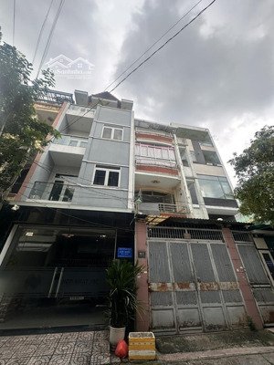 23 tỷ giảm còn 17 tỷ. nhà 5 tầng sát nguyễn cửu đàm q. tân phú