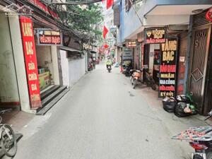 HÀNG HIẾM MỸ ĐÌNH Ô TÔ DỪNG ĐỖ NGÕ THÔNG KINH DOANH GIÁ 11 TỶ