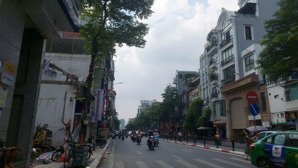 bán nhà mặt phố tôn đức thắng đống đa, 42m2, 4 tầng, gần văn chương, giá 33 tỷ