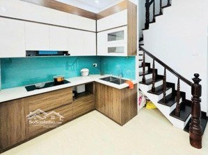 trung phụng. xã đàn vài bước. 35m2 cách ôtô 30m nhà rộng còn rất hiếm. nhà mới công năng đầy đủ
