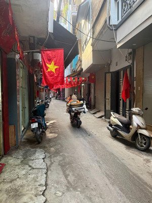 bán nhà riêng phố tây sơn, đống đa, mặt tiền 9m, 8,15 tỷ, 36m2, 3pn + 4wc