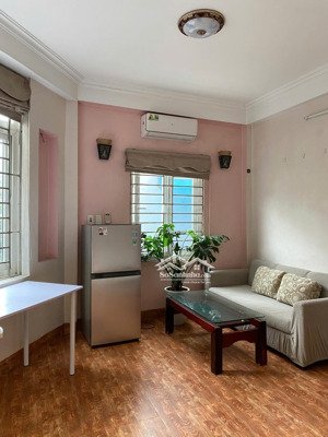 cho thuê 2 ngủ giá : 7tr ngõ 154 phố chợ khâm thiên