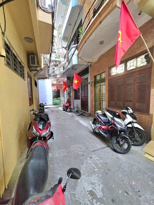 nhà đẹp thái hà - 5 tầng thang máy - phân lô cán bộ - gara ôtô - đống đa 40/45t2, mt 4m giá16.8 tỷ