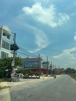 bán lô 117,5m2 đất đấu giá lương tài, trục chính xã trục kinh doanh buôn bán dc luôn