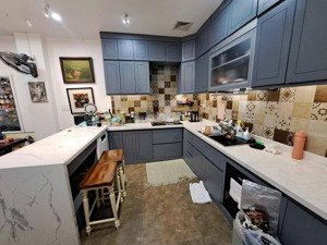 bán nhà tập thể tạ quang bửu, dt 140m x 2 tầng, mặt tiền 11m, ô tô đỗ cửa, 13.5 tỷ