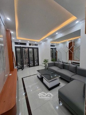tô hiệu, lê lai hà đông 40m2 x 5 tầng thang máy - 6 phòng ngủ, ngõ ba gác thoáng - giá 11,5 tỷ.