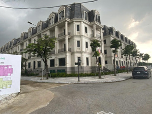 cho thuê liền kề shophouse góc jade square