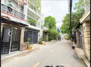 bán nhà mặt tiền gần âu cơ , tân phú, 5 tầngbtct, ngang 5m ,khu toàn biệt thự ,chỉ 16.x tỷ