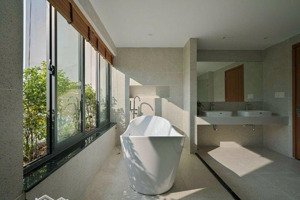 villa mini, nói thất đẹp, sạch,thoáng, 80 m. 3 pnu.giá 12,5 tỷ