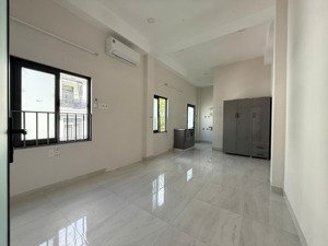 bán nhà gần vạn phúc city, hbphuoc,thủ đức.hiện đang khai thác làm chdv.diện tích 180m vuông,nở hậu