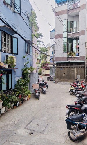 hiếm, bán nhà đẹp phú nhuận, khu lê văn sỹ, 5tầng, 4.5*13m vuông, 5pn, 5wc, 10tỷ hơn