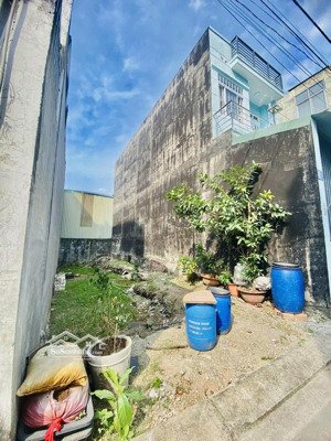 4.2 tỷ đất 61,4m đường 963 phú hữu, tp. thủ đức ô tô tới nhà diện tích: 4m x 15.5m