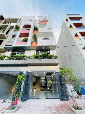 cặp siêu phẩm 1 lửng 3 lầu full nội thất hẻm 8m đường thạnh xuân 25