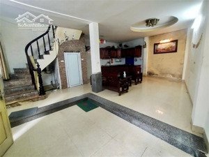 bán nhà - tây hồ - diện tích : 50m ,mặt tiền 4,1m - ngõ rộng: ô tô vào tận cửa, các