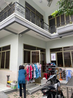 cần bán nhà 1/ đường tân sơn nhì tân bình giá 11,3 tỷ