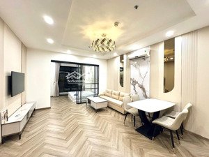 bán căn 1pn; 53m2; bc nam view thoáng mát thuộc t8 times city giá 6,2 tỷ bao phí