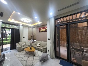 cho thuê biệt thự lucasta khang điền full nội thất cao cấp lh 