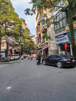 siêu phẩm mặt phố đồng nhân vỉa hè rộng kinh doanh, ôtô tránh đỗ, 34m , 16ty8.