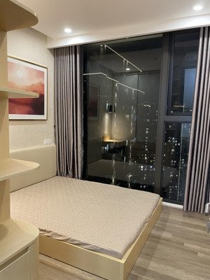 cần bán căn hộ 2pn 2wc 58m2 đủ đồ view btđ ban công đb toà sol forest 1 .hl ạ