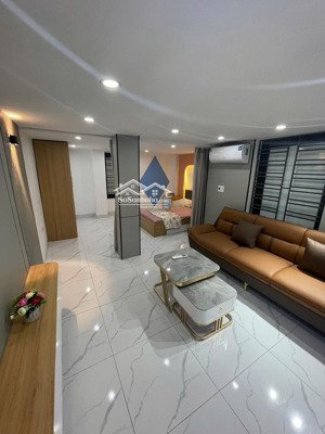 bán căn hộ tập thể 90m2, sổ đỏ nguyễn siêu, trần hưng đạo, hoàn kiếm, hà nội 3 ngủ 2 vs , view phố