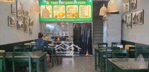 mặt phố hoàng cầu, view hồ. 2 mặt thoáng, mt 4,2m, dt: 54m2, giá: 26,98 tỷ.