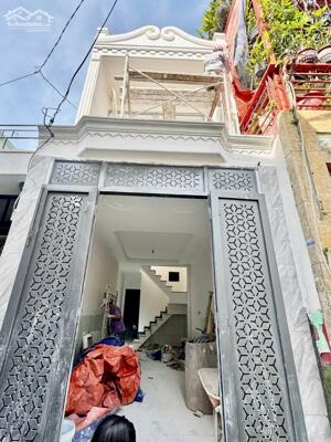 Nhà mới rất đẹp 1 lầu có 3 phòng ngủ lê văn khương gần siêu thị metro quận 12