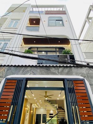 nhà đẹp trung tâm quận 10 4pn, 4wc, 74.5m² giá chỉ 6.2 tỷ!