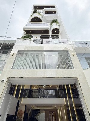 bán gấp nhà đẹp bàn cờ, p.4, q.3 85m giá 3 tỷ 950 hđ thuê 25tr/th sổ hồng riêng chính chủ