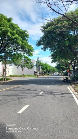 đất tái định cư đất lành, vĩnh thái, nha trang. diện tích 64 m2 đường 13m sạch đẹp cạnh dự án sun