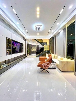 **bán nhà mt đường trần văn danh, phường 13, tân bình (4*22) 6pn, cổng ga t3