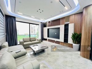 nguyễn sơn 70m2 thang máy nhà mới giá 12,9 tỷ full nội thất lh em loan khu hàng không