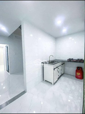trung tâm quận 10 bà hạt 42m2, 3 tầng mới đẹp tiện ích bủa vây chỉ 5.x tỷ đồng