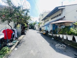 cần bán 245m2 đất ở ngay trung tâm phường trường thọ - có sẵn 10 phòng trọ thu nhập 20tr/ tháng.