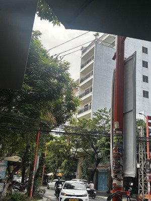 chính chủ cần bán lô góc hồ nghinh, xây cao tầng, trục thẳng bãi tắm võ nguyên giáp