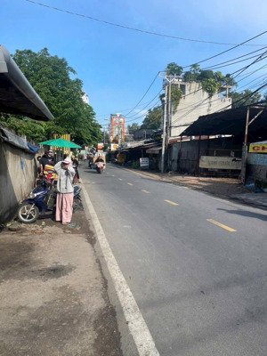 cực hiếm nhà mới xây trung tâm phường trường thọ - sát bên đường số 2 - vành đai 2 .