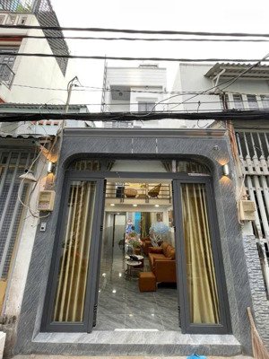 nhà đang cần xoay vốn gấp, đ.trường chinh, p.tân hưng thuận, q12, dt 66m2, giá 2 tỷ 950tr, sổ hr